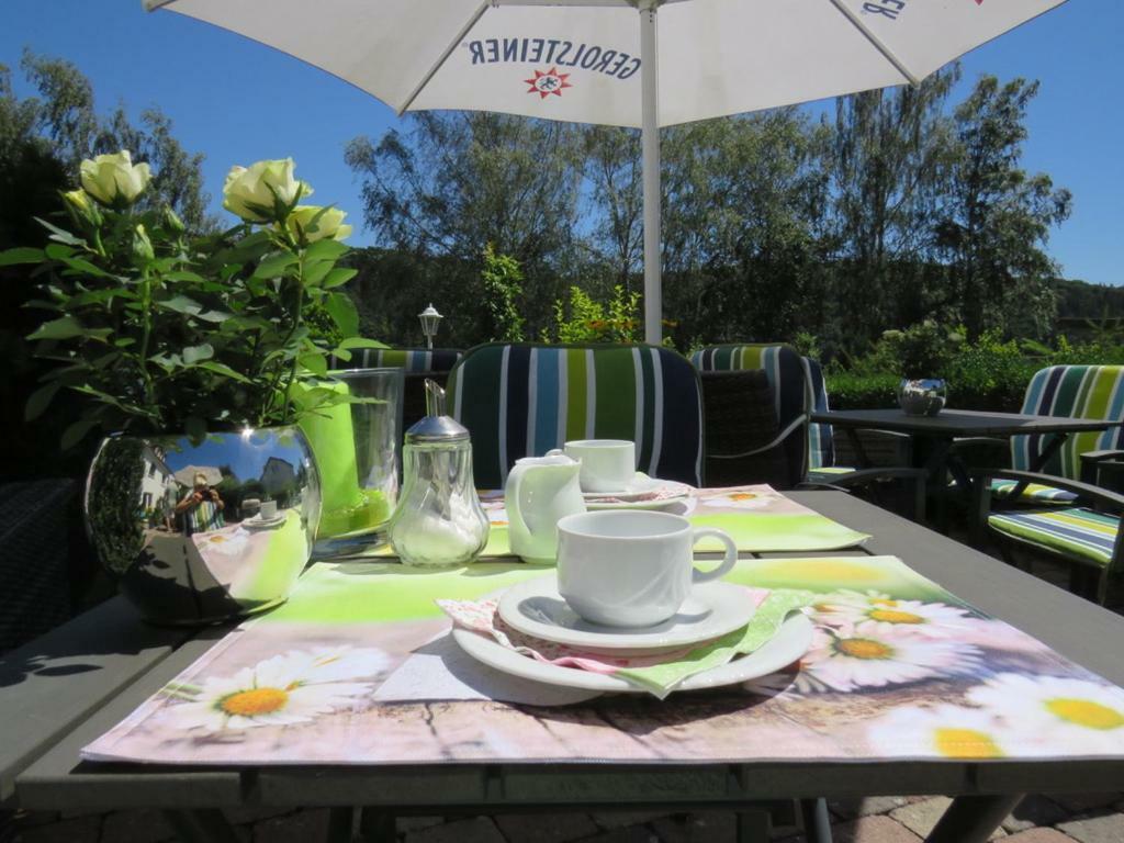 Hotel Pension Haus Talblick Edersee Hemfurth-Edersee Ngoại thất bức ảnh